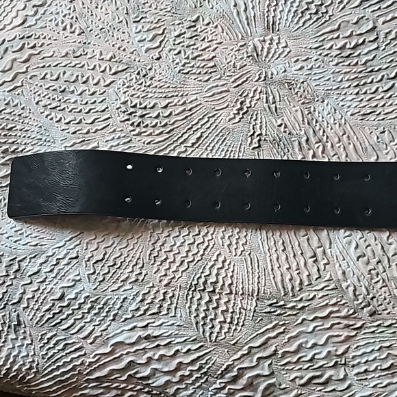 Belt - Picture 8 of 11